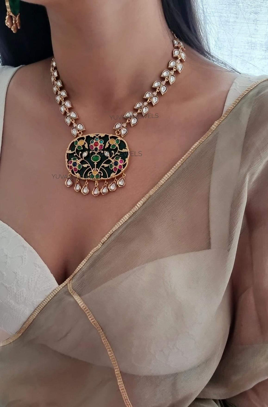Lafz Handcarved Necklace