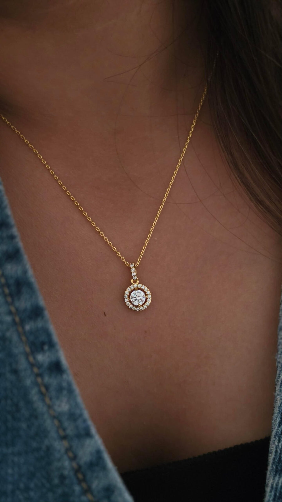 Angel Solitaire Pendant