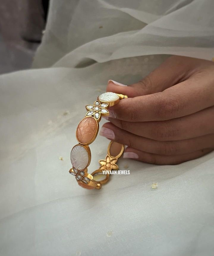 Maharu carved stone bangles