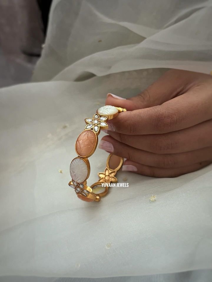 Maharu carved stone bangles