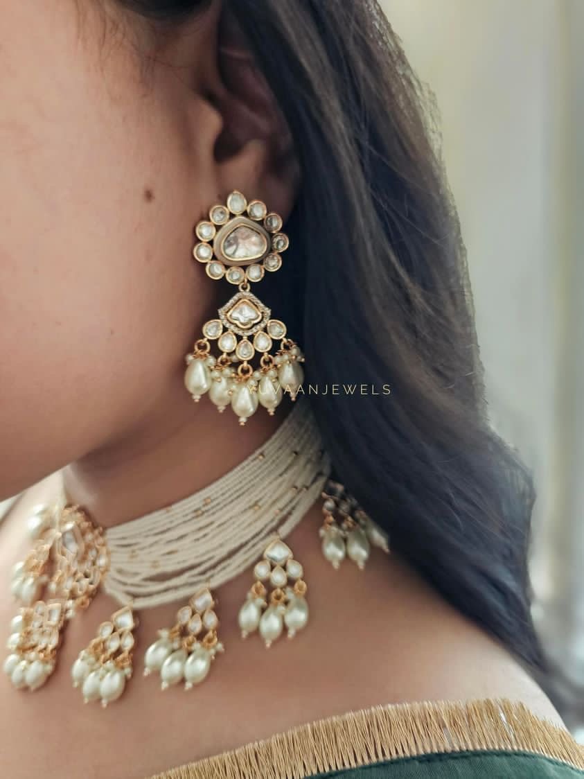 Sani Pearl Necklace