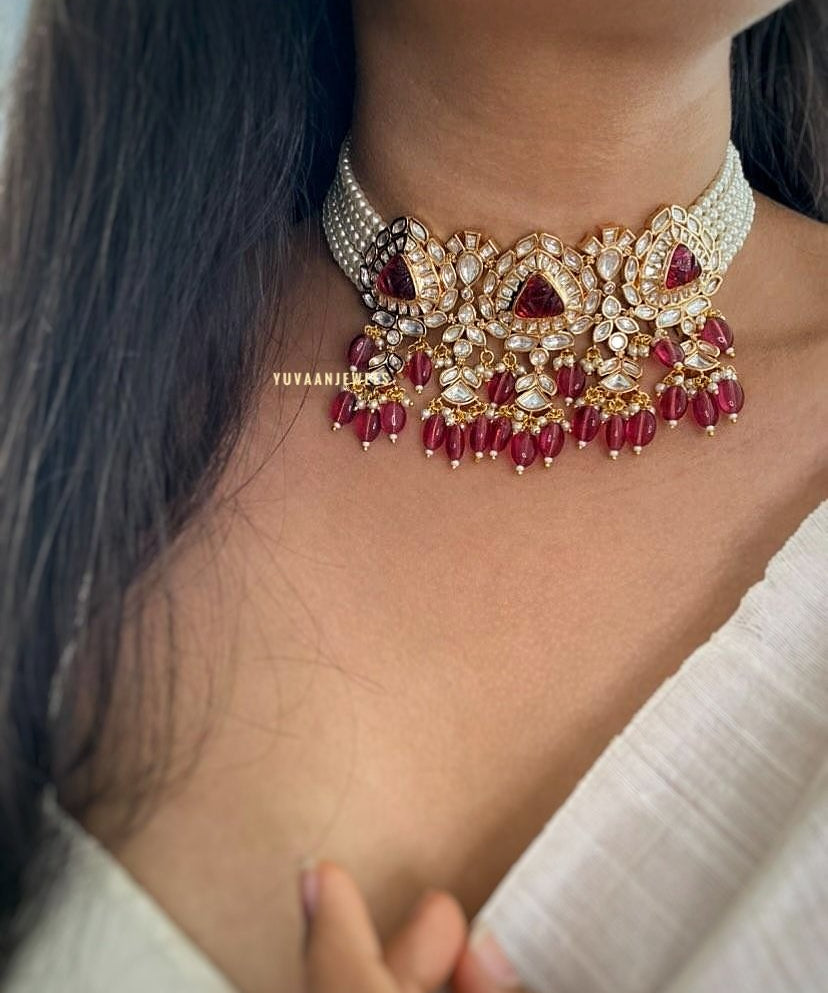 Nawaazish Handcarved choker
