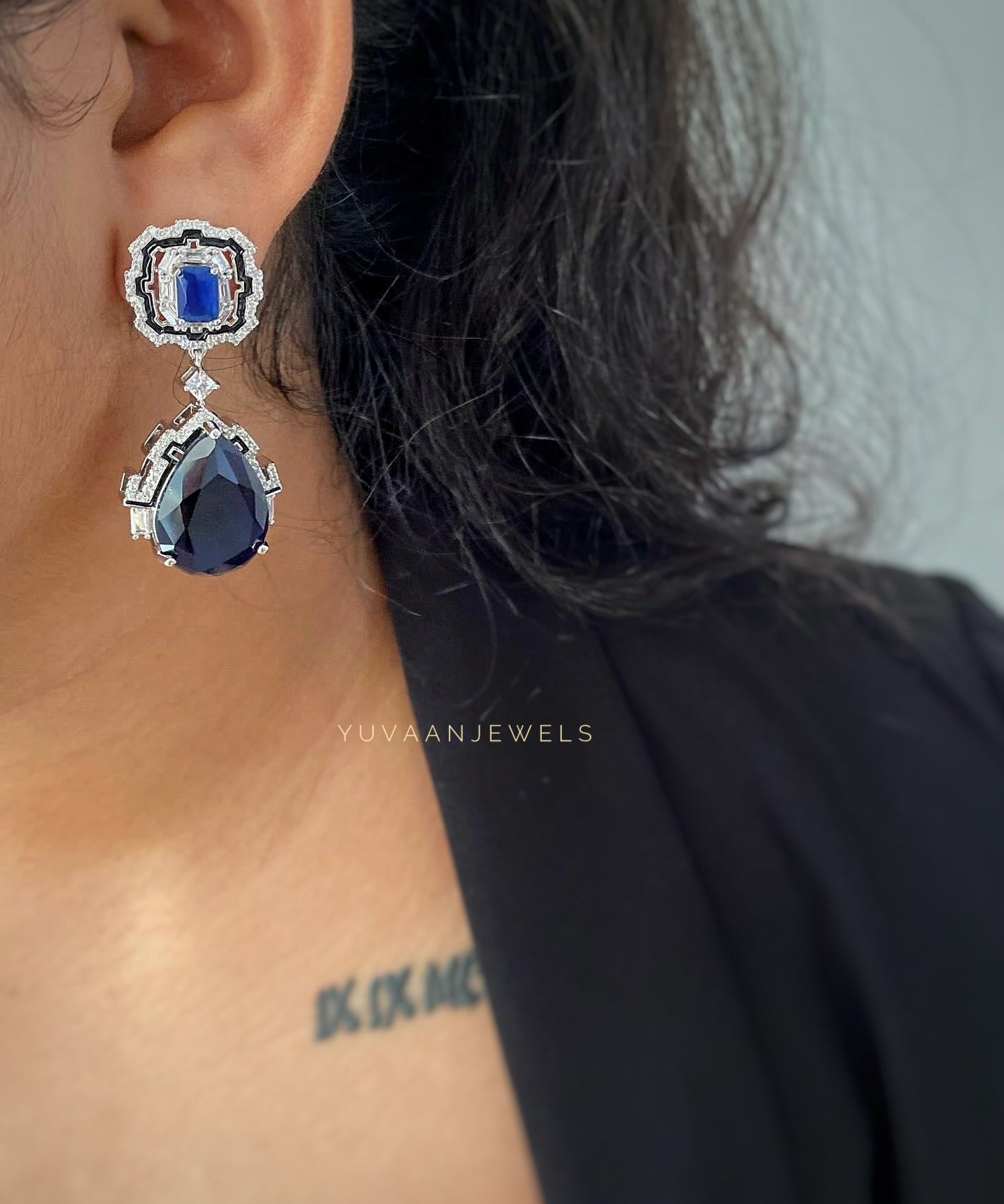 Veronica blue earrings