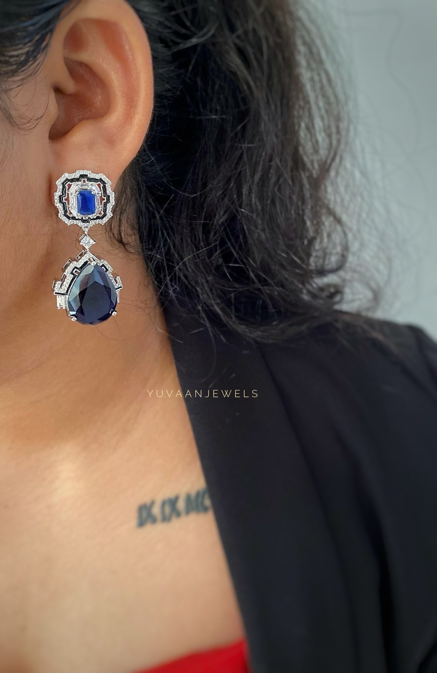 Veronica blue earrings