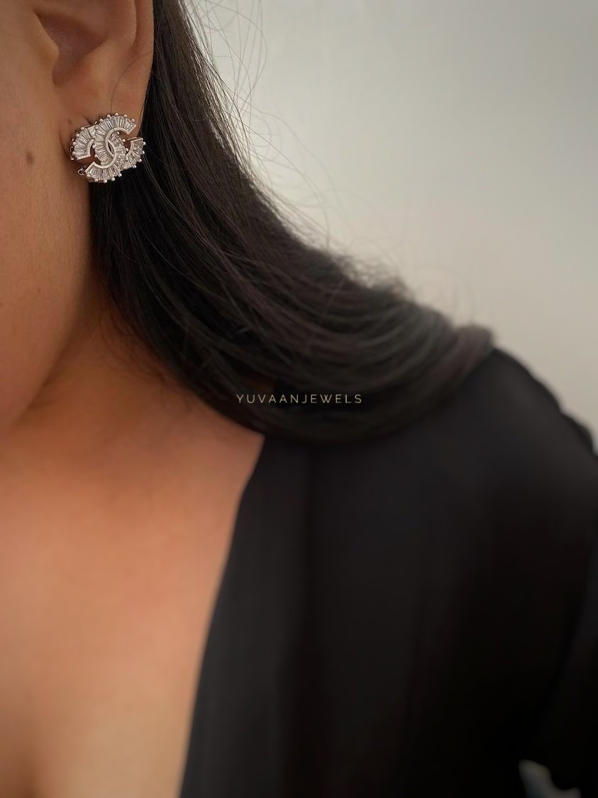 Hazel studs