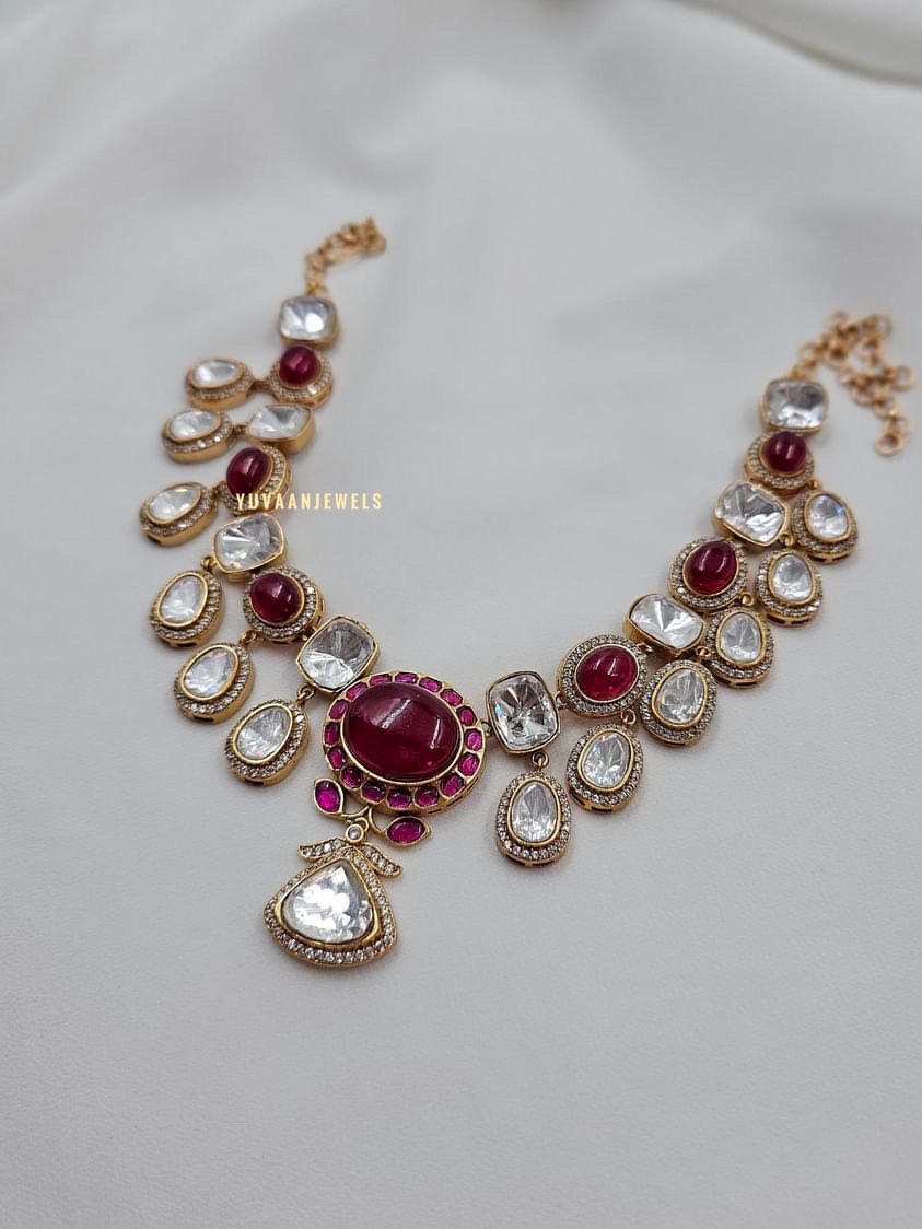 Arohi Quartz and polki  Necklace