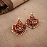 Ruslaan Handcrafted necklace