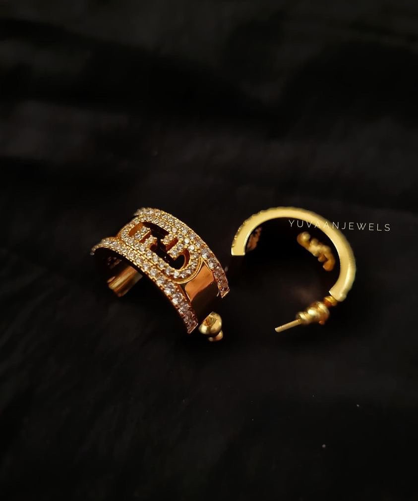 Amy gold hoop earrings