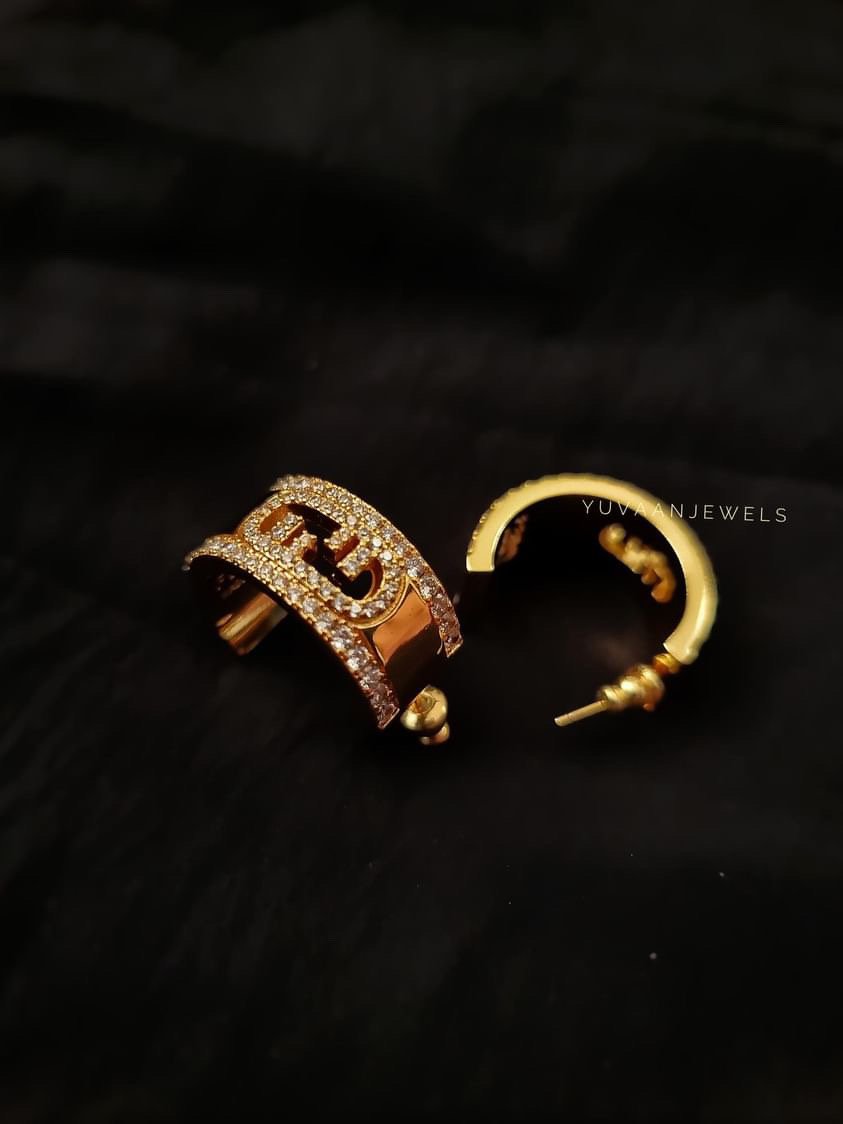 Amy gold hoop earrings