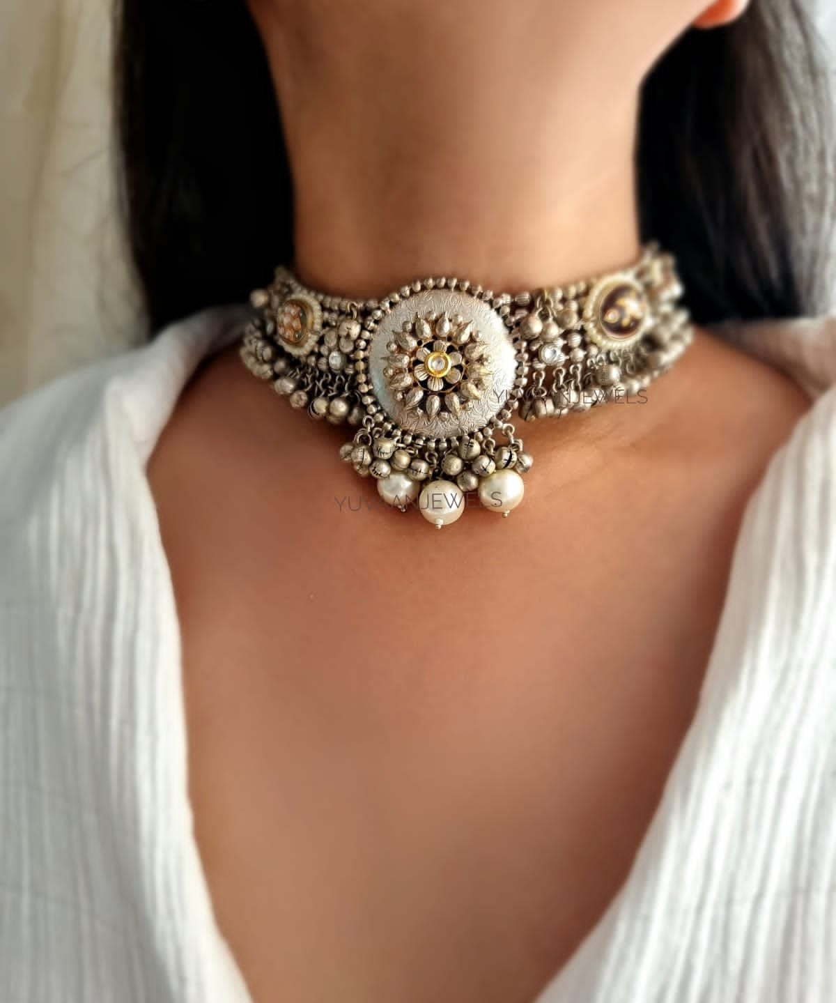 Rivaaz necklace