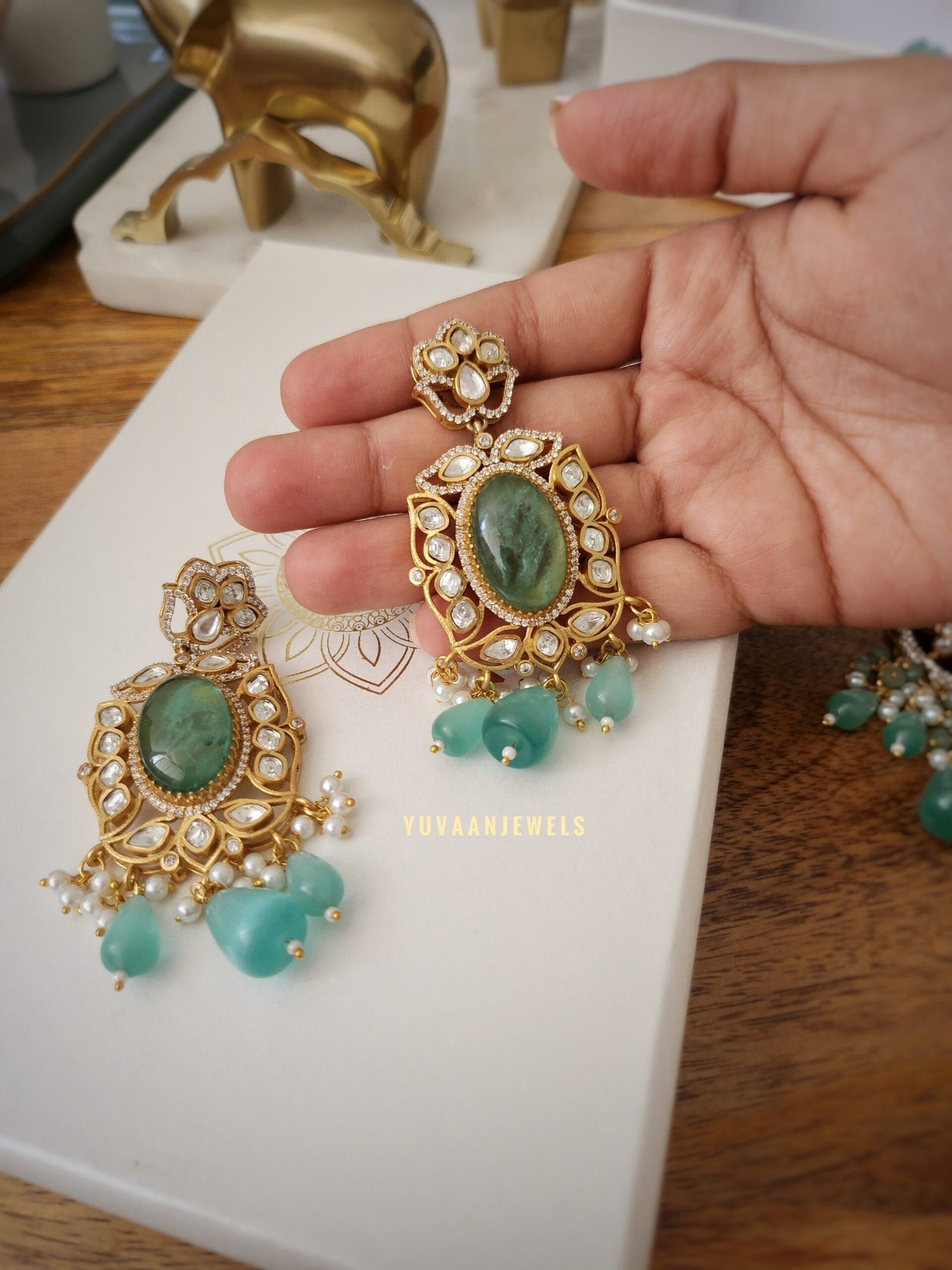Felicity quartz necklace