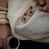 Madhushree quartz and polki necklace