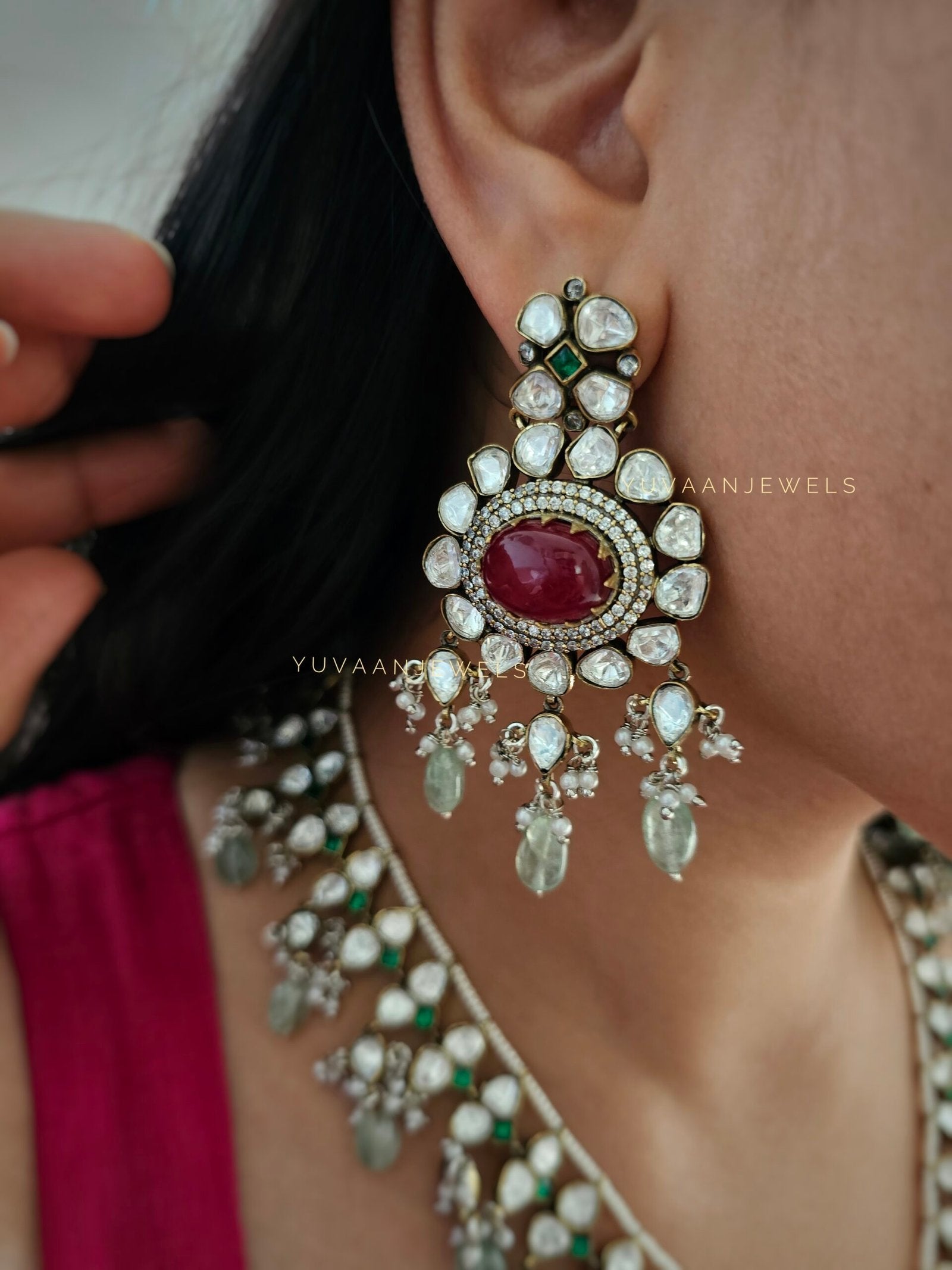 Gauhar Contemporary polki necklace