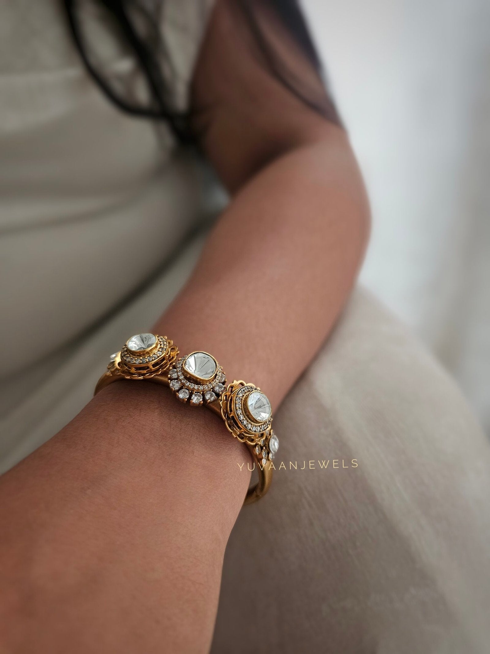 Rhea openable polki bangle