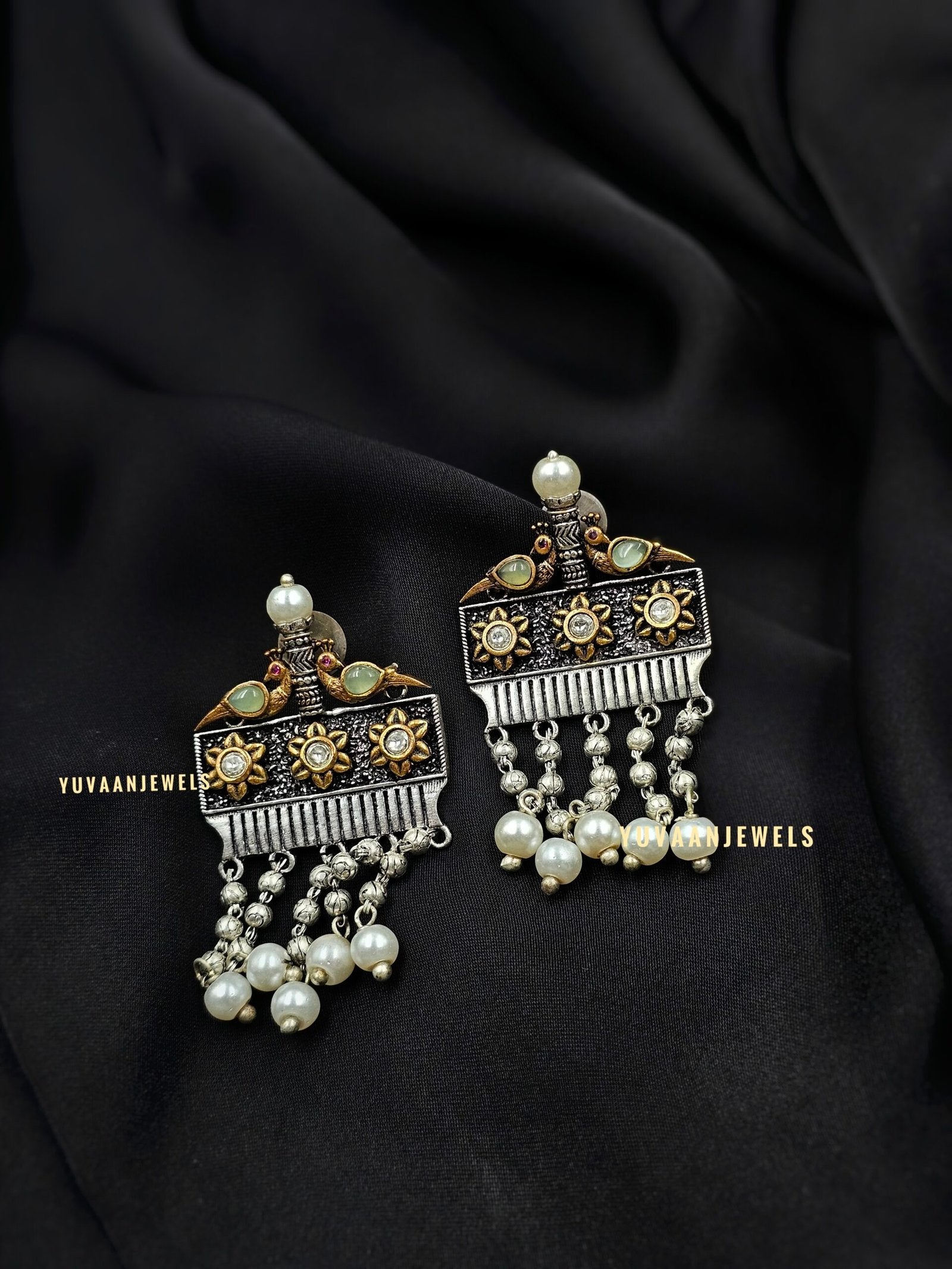 Ruhr handcrafted necklace