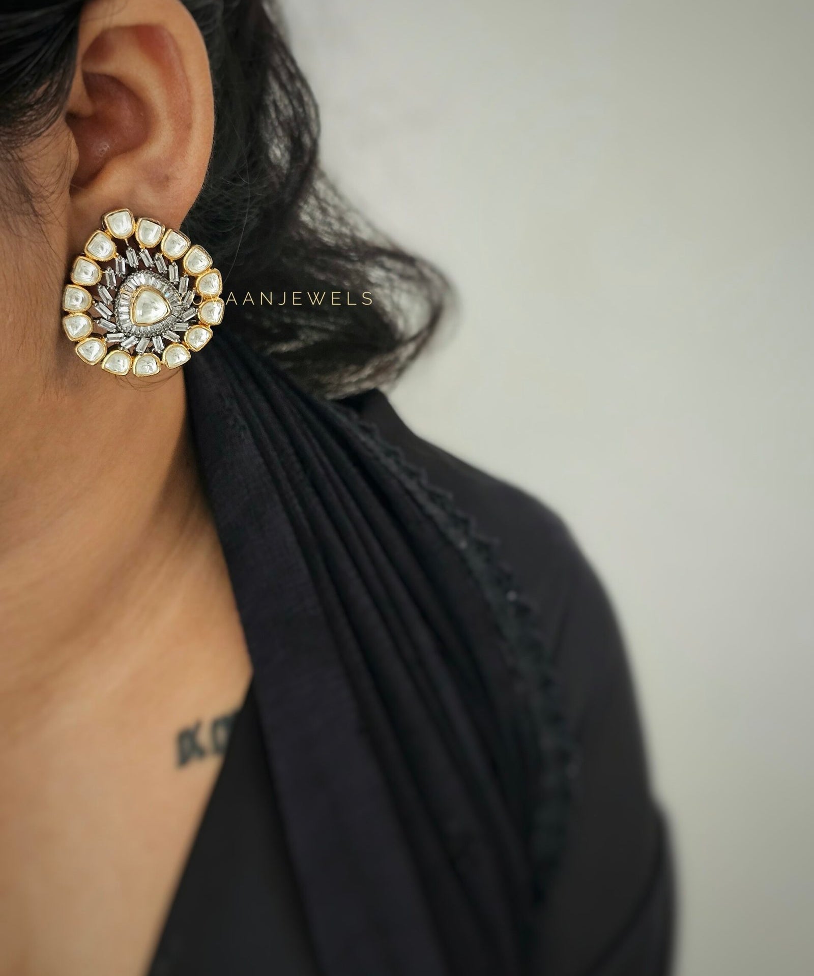 Peatal polki studs