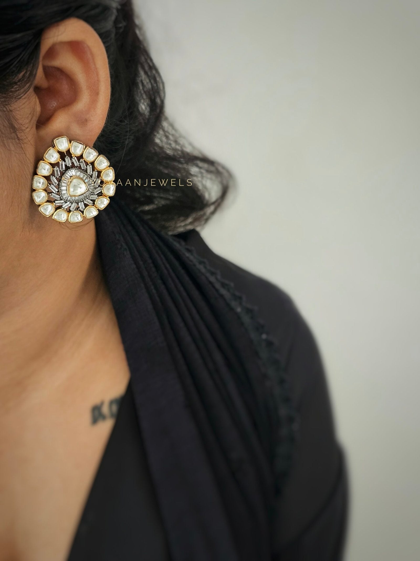 Peatal polki studs