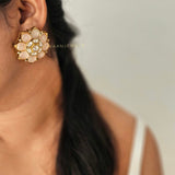 Avantika polki studs