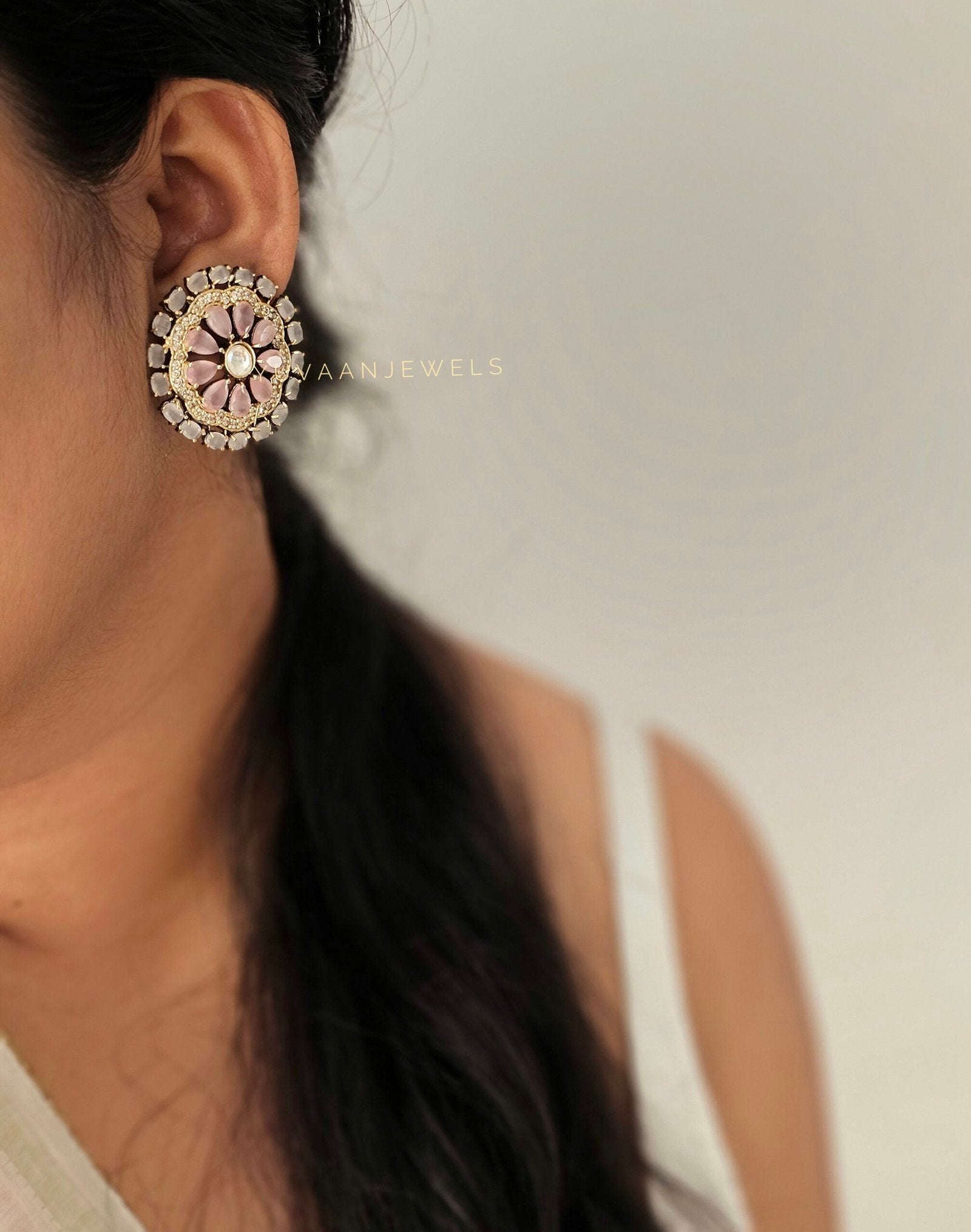 Muskaan semi precious studs