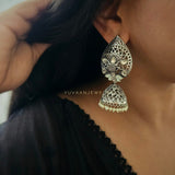 Bunaai jhumki