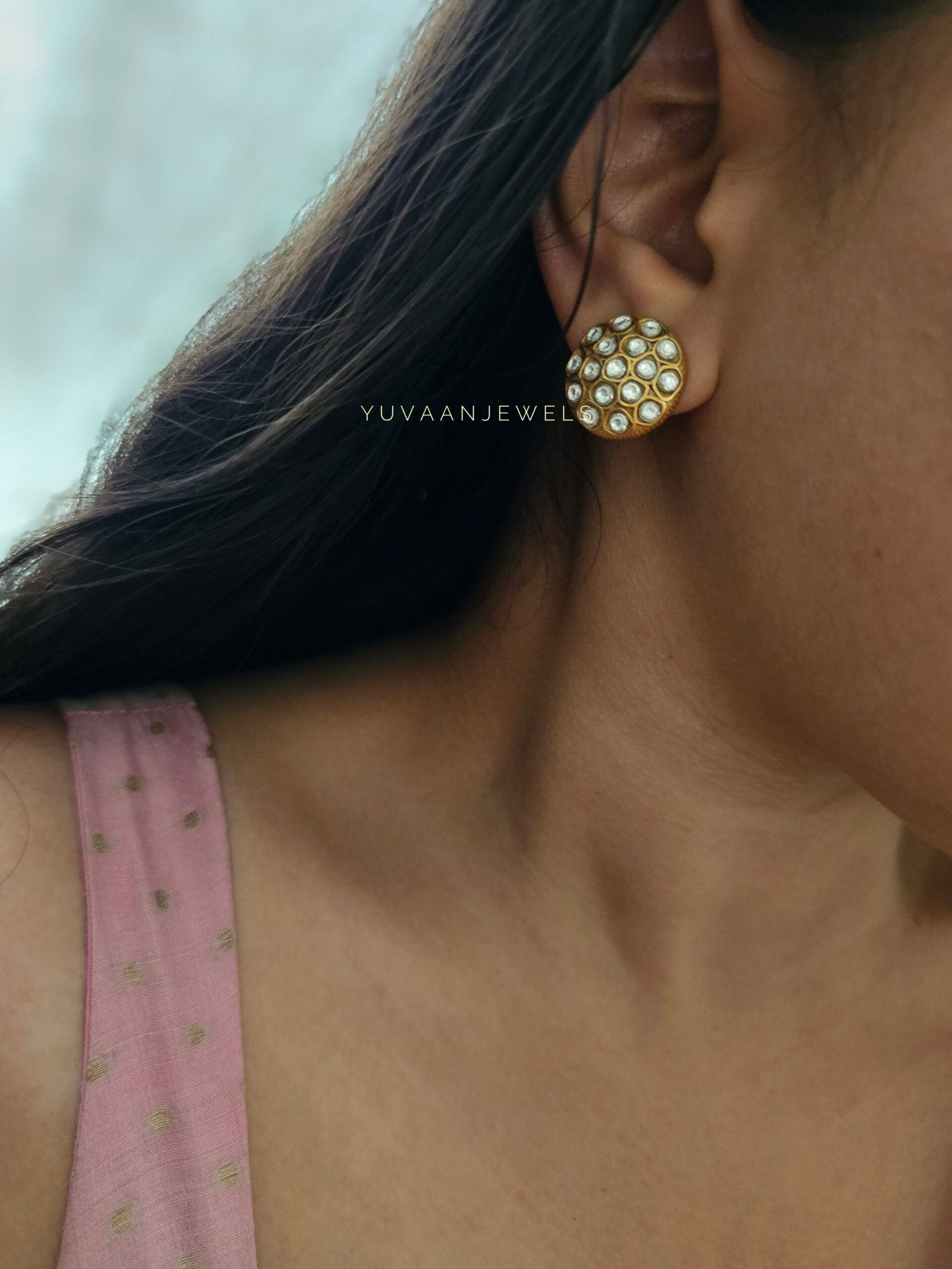 Ishira handcrafted choker