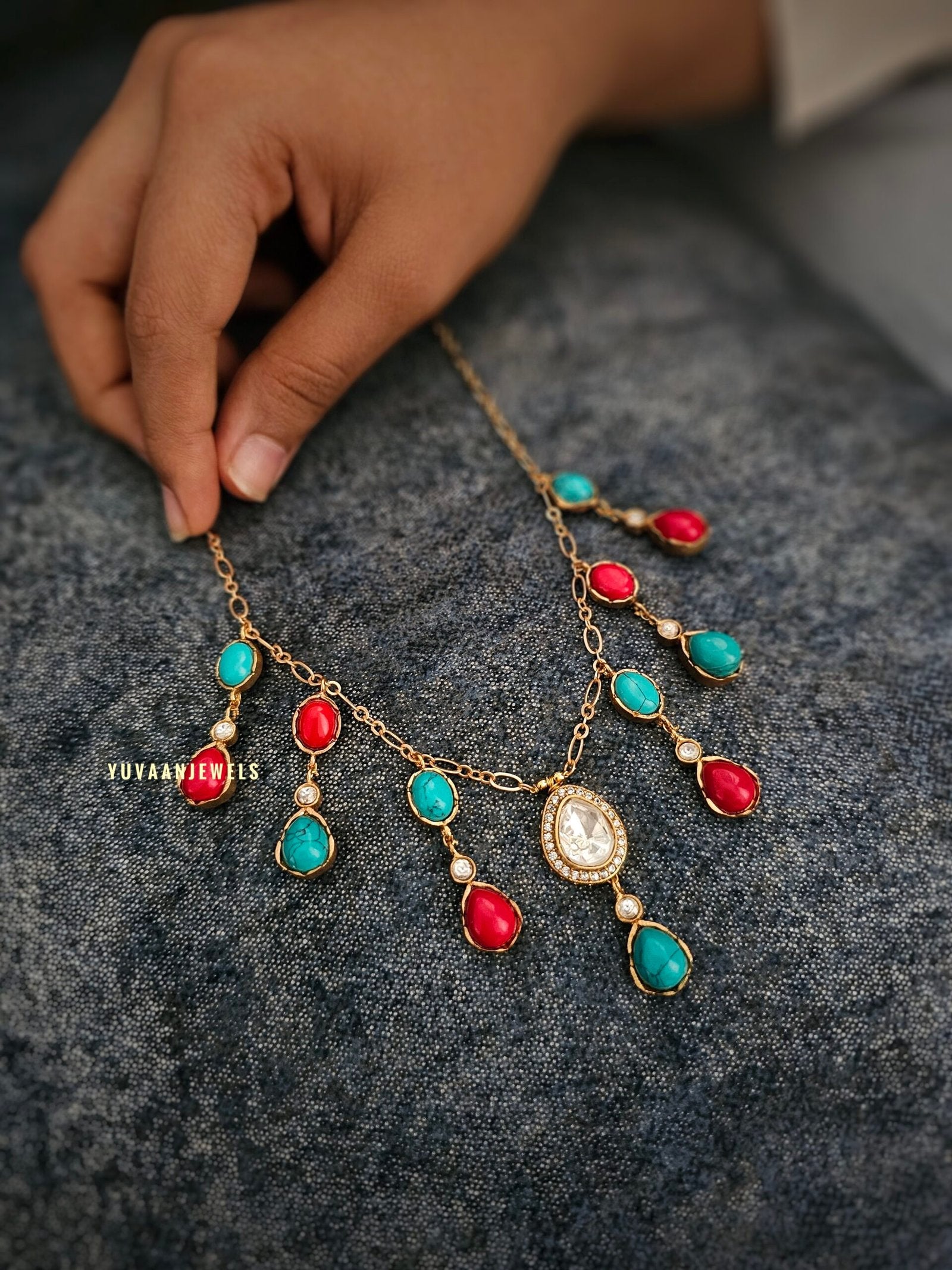 Aavriti polki necklace