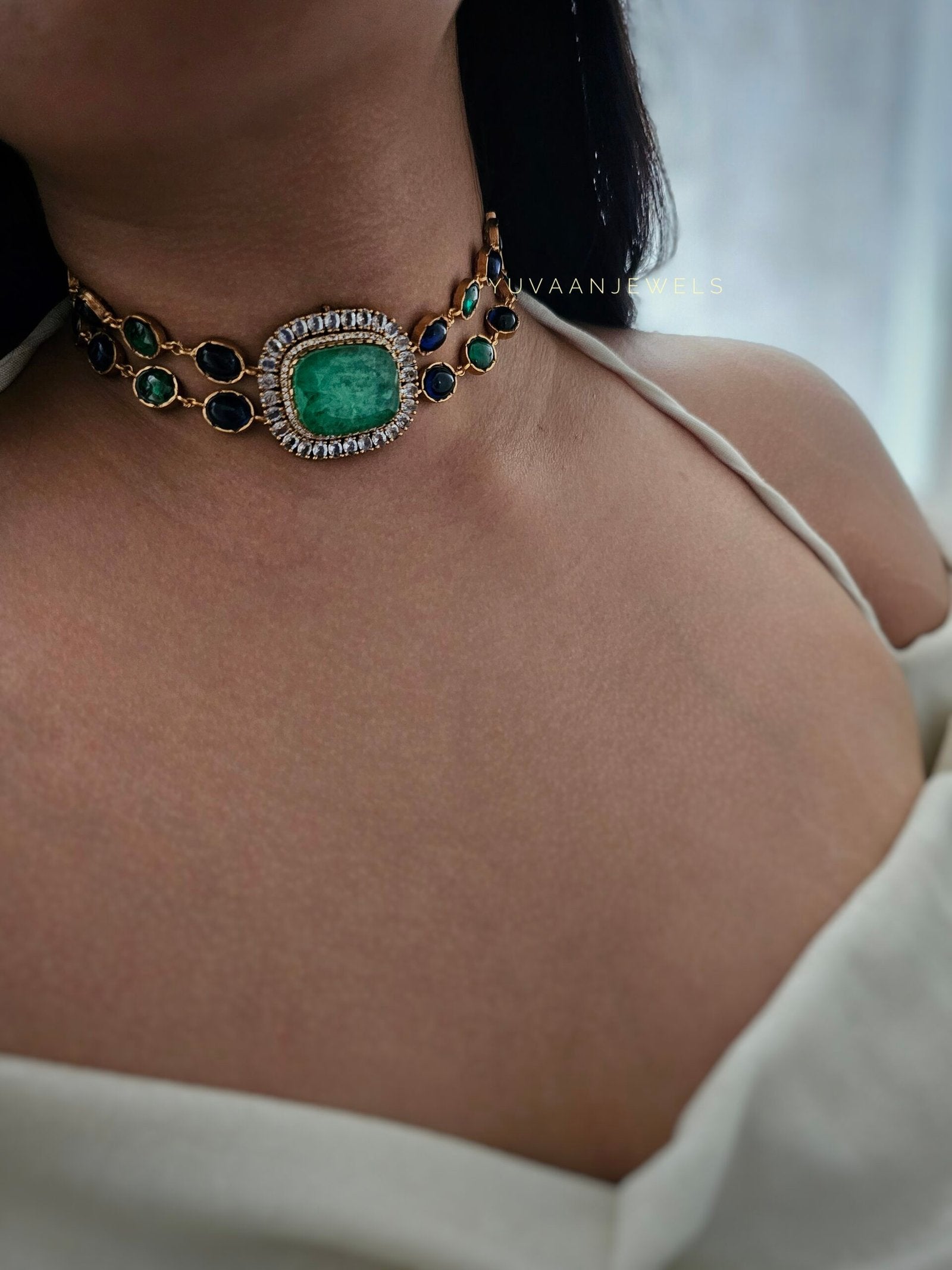 Jaini quartz and polki choker