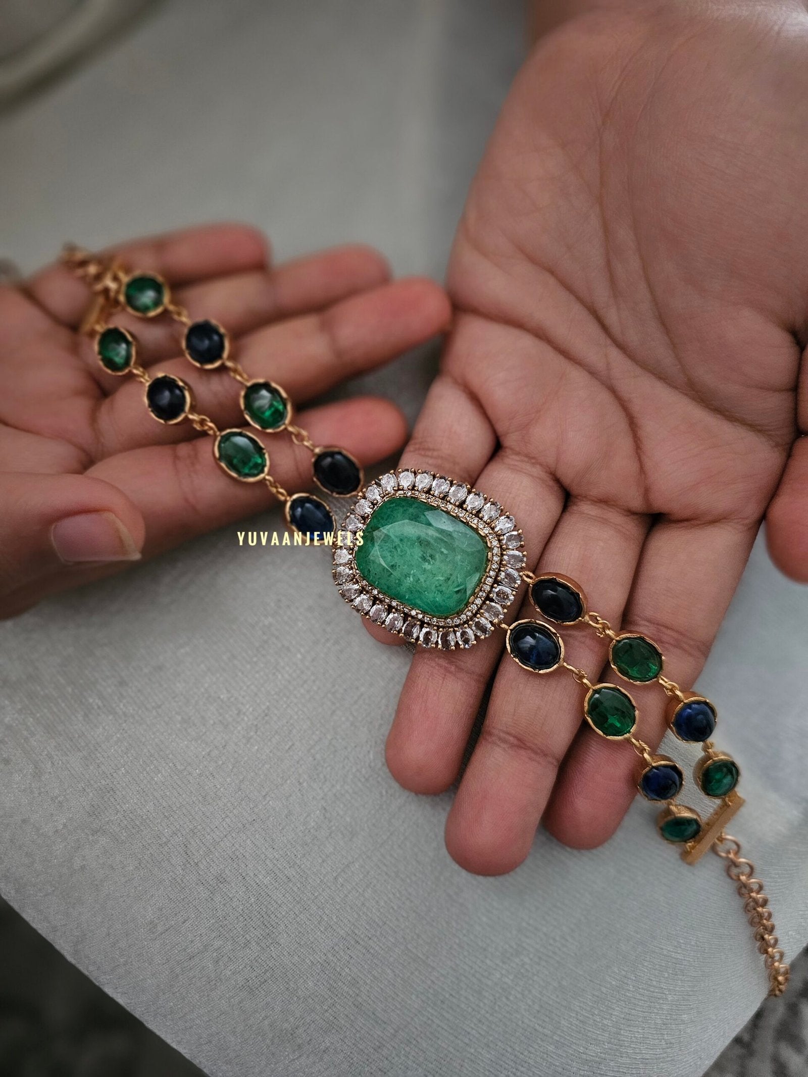 Jaini quartz and polki choker
