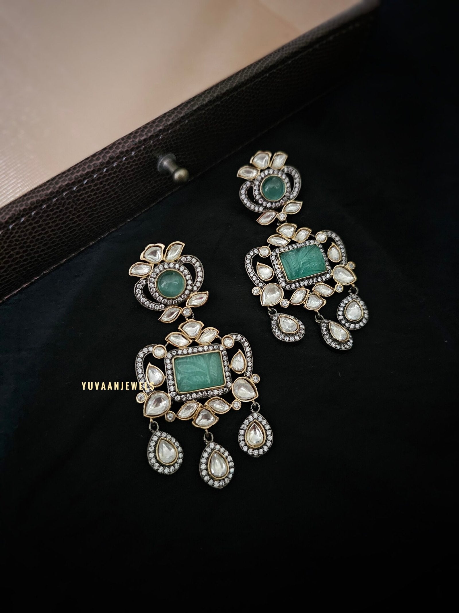 Palak Quartz stone & polki earings