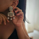 Palak Quartz stone & polki earings