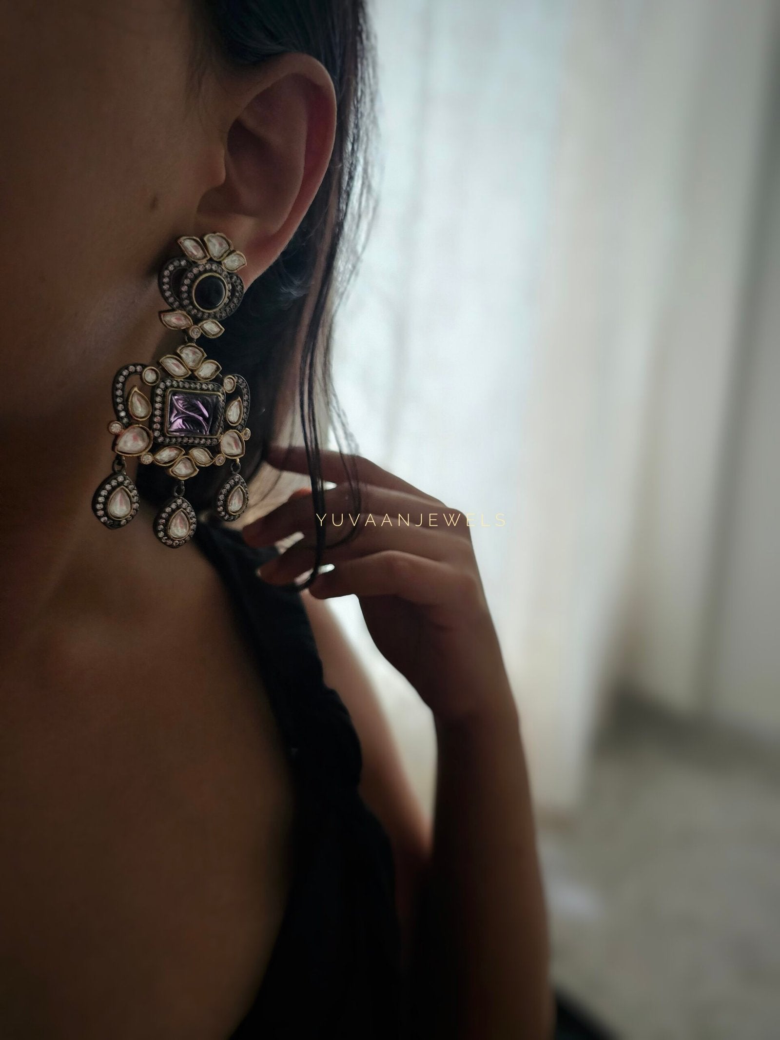 Palak Quartz stone & polki earings