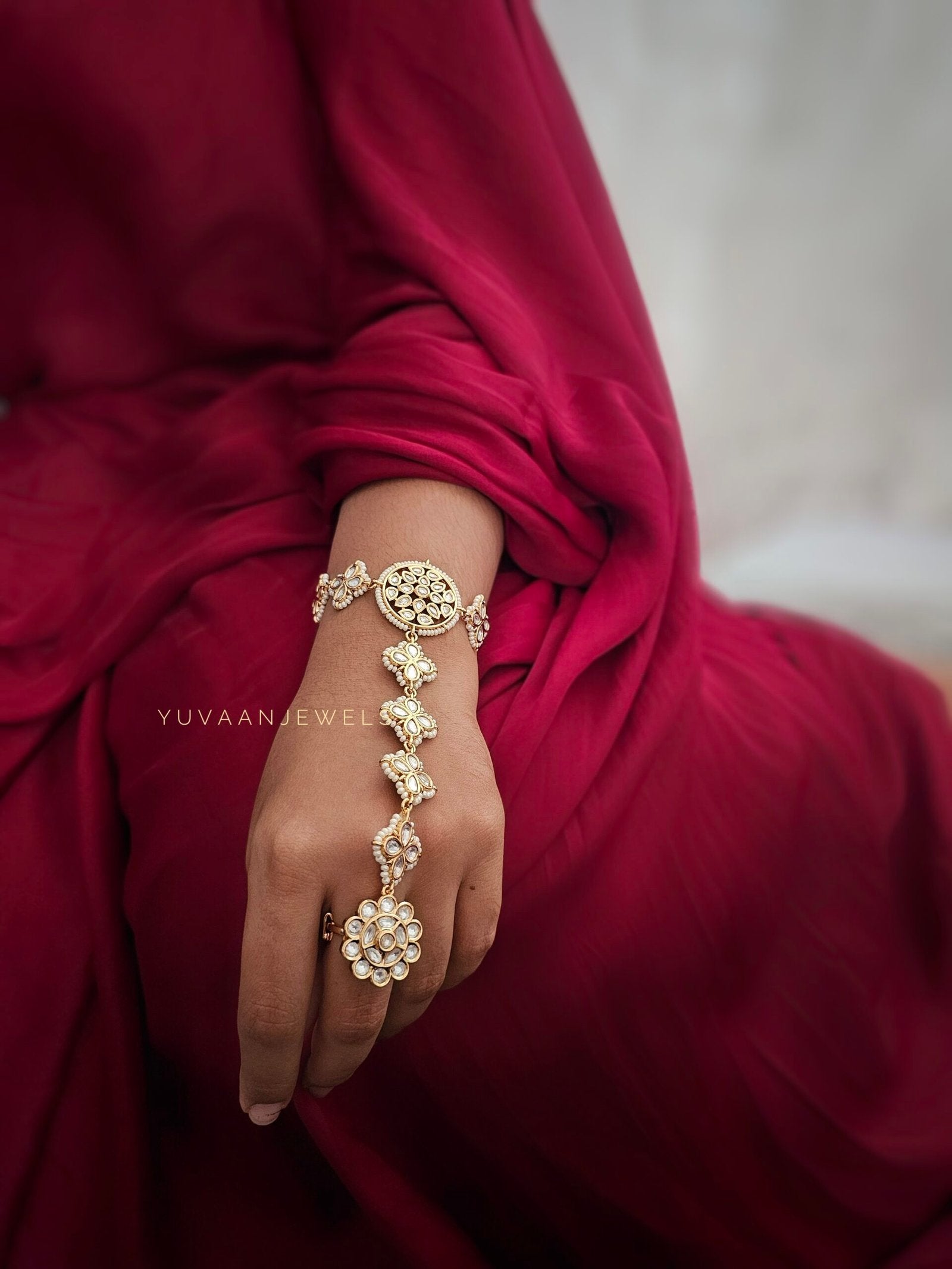 Saima polki hathpaan