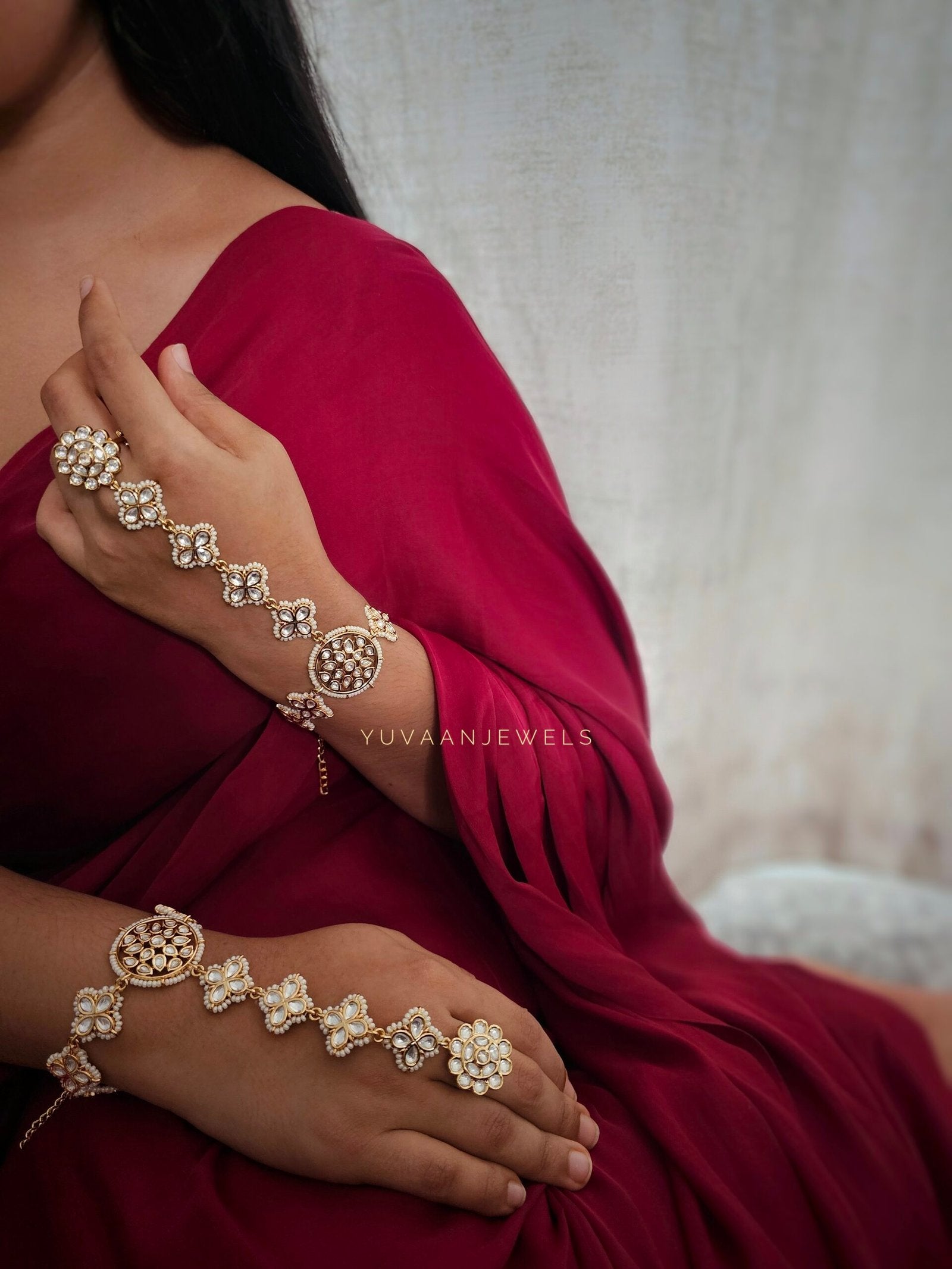 Saima polki hathpaan