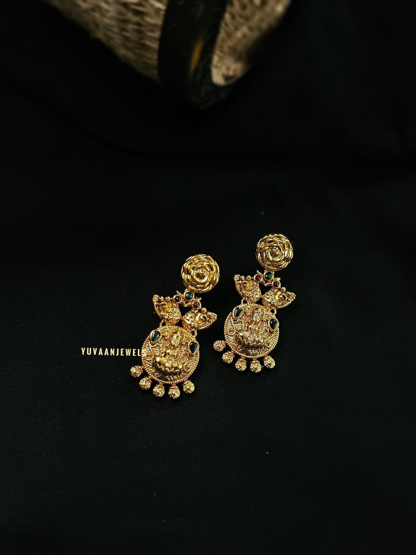 Sohvi  Handcrafted temple necklace
