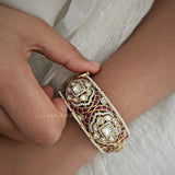 Vasu Handcarved polki openable kada