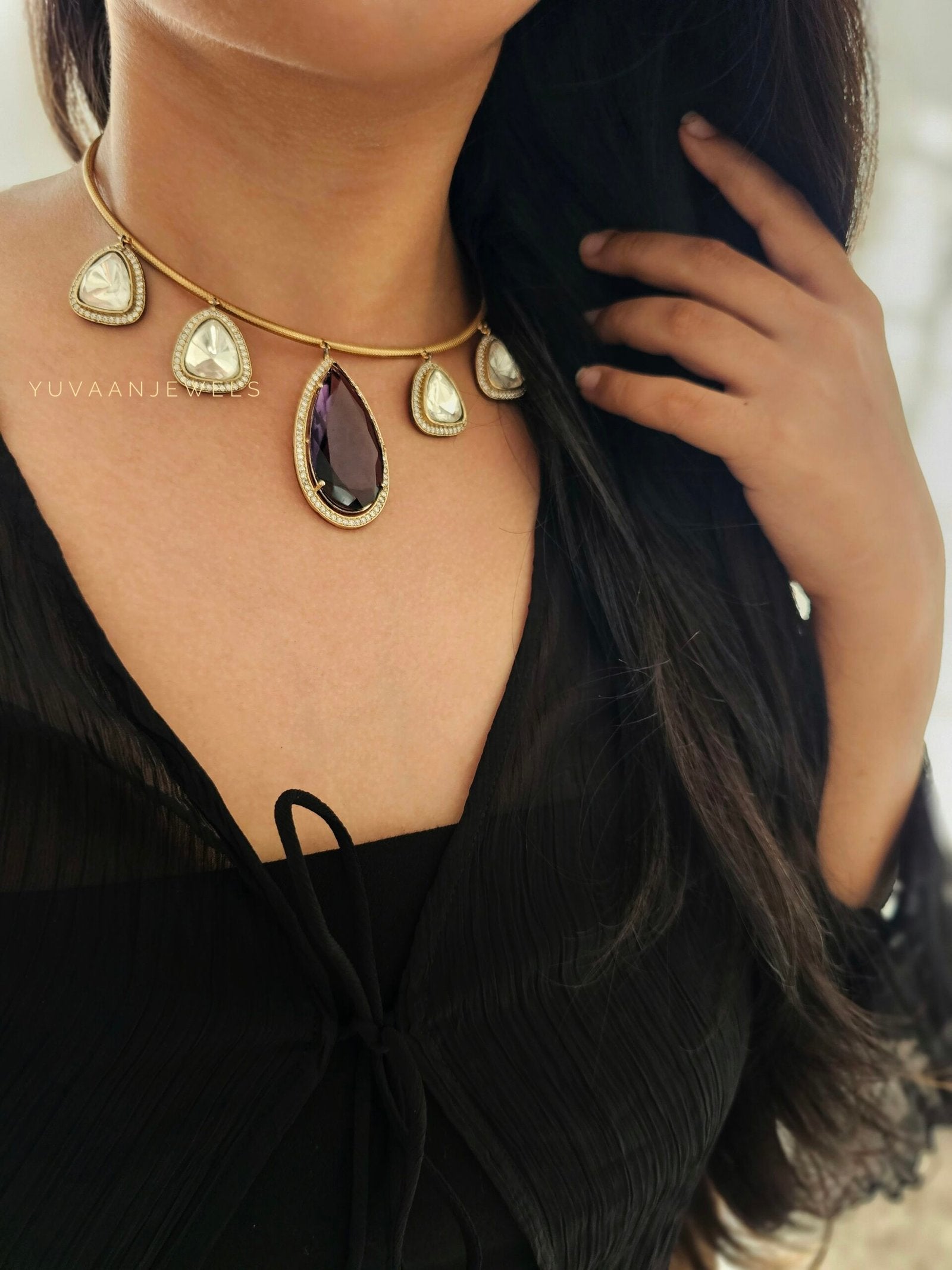 Disha Quartz and polki Hasli necklace