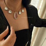 Disha Quartz and polki Hasli necklace
