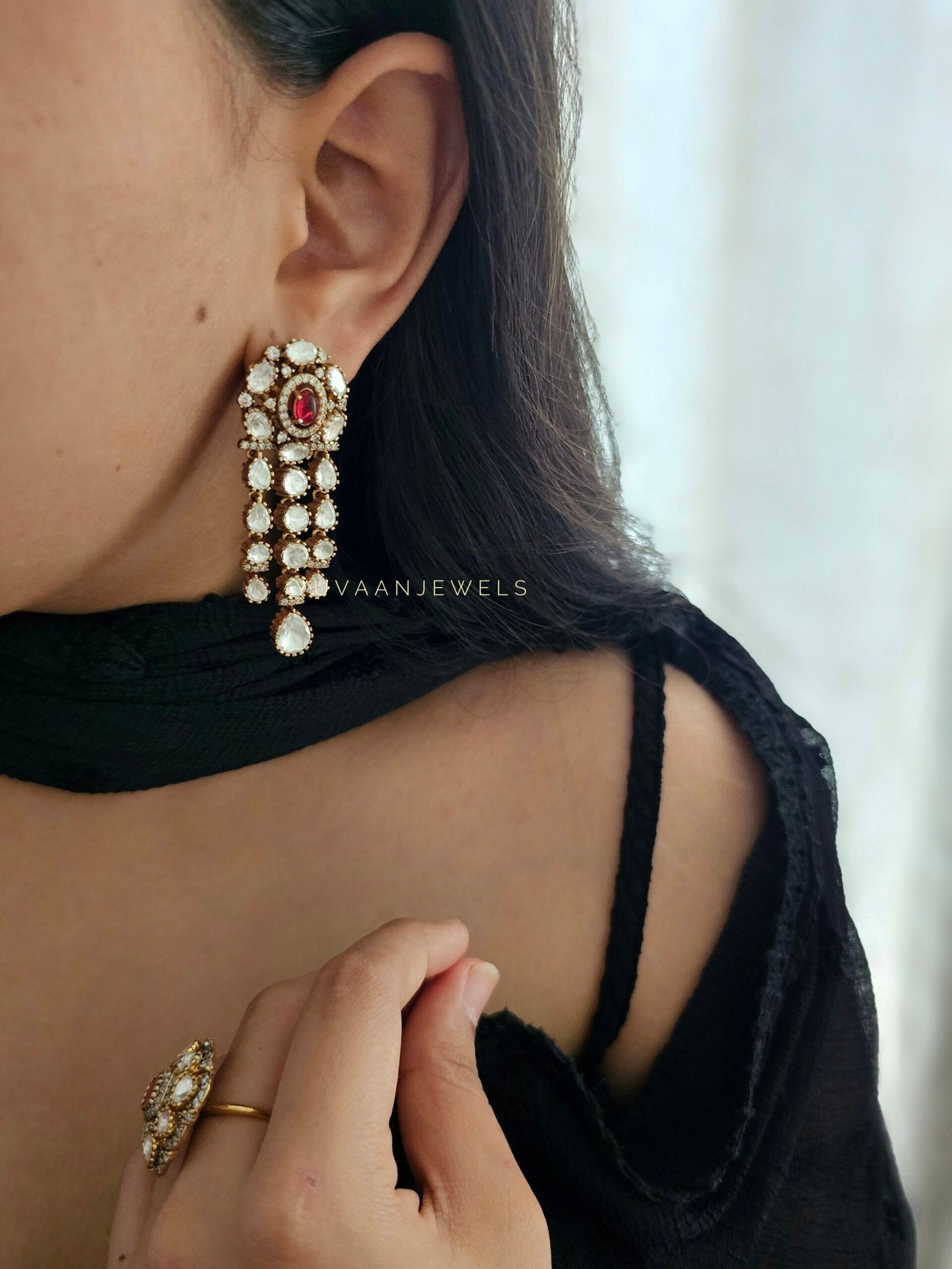 Tapsee Polki&Quartz Antique earings