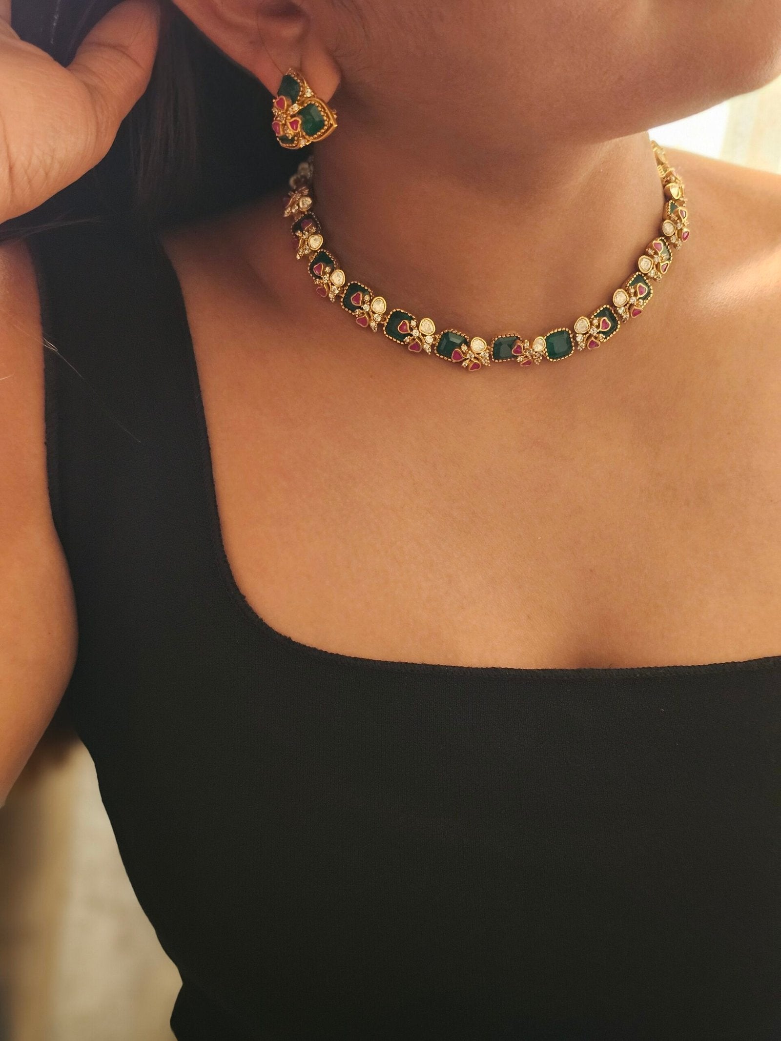 Nazm Delicate Neckalce
