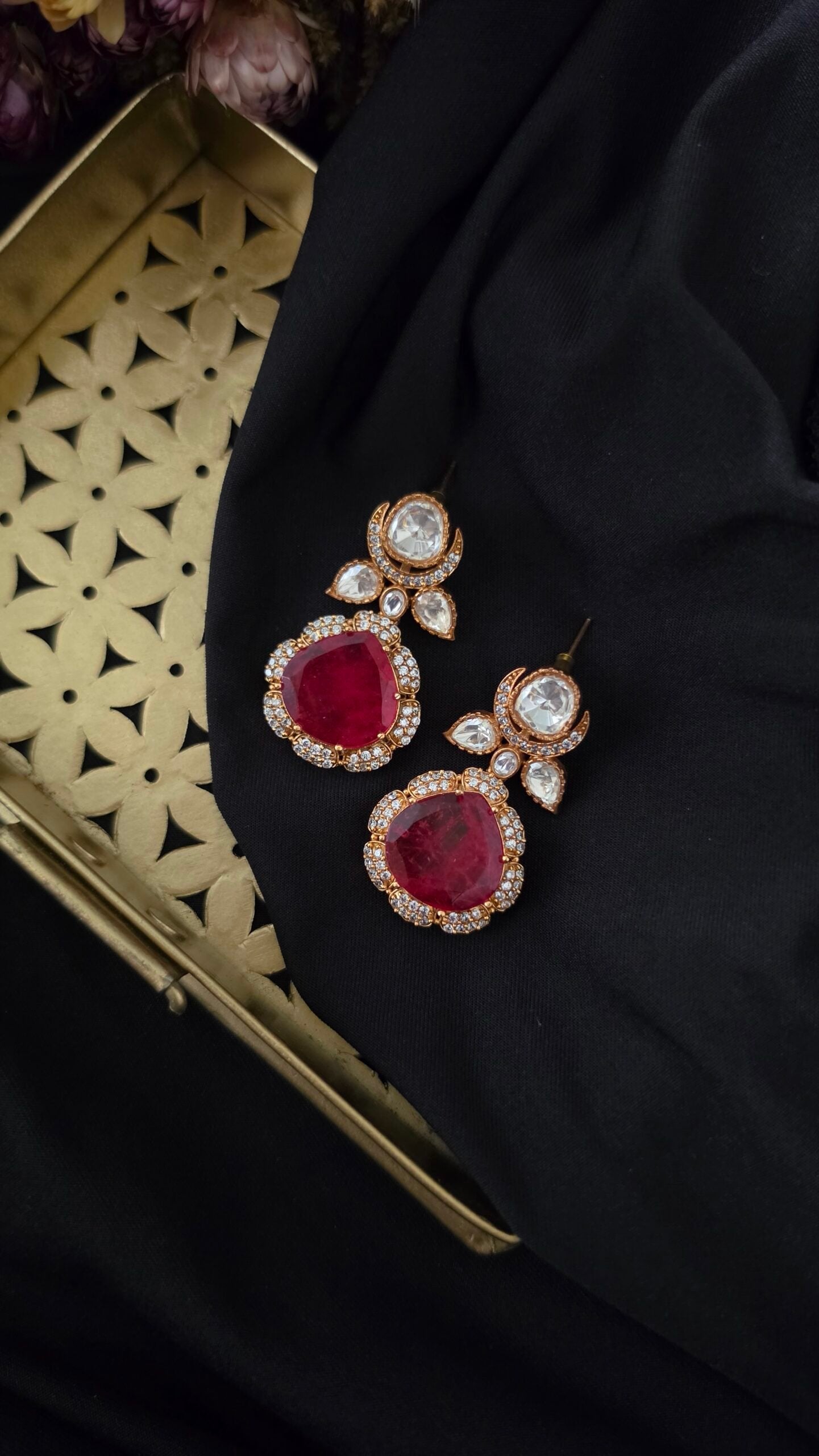 Dibya polki earing