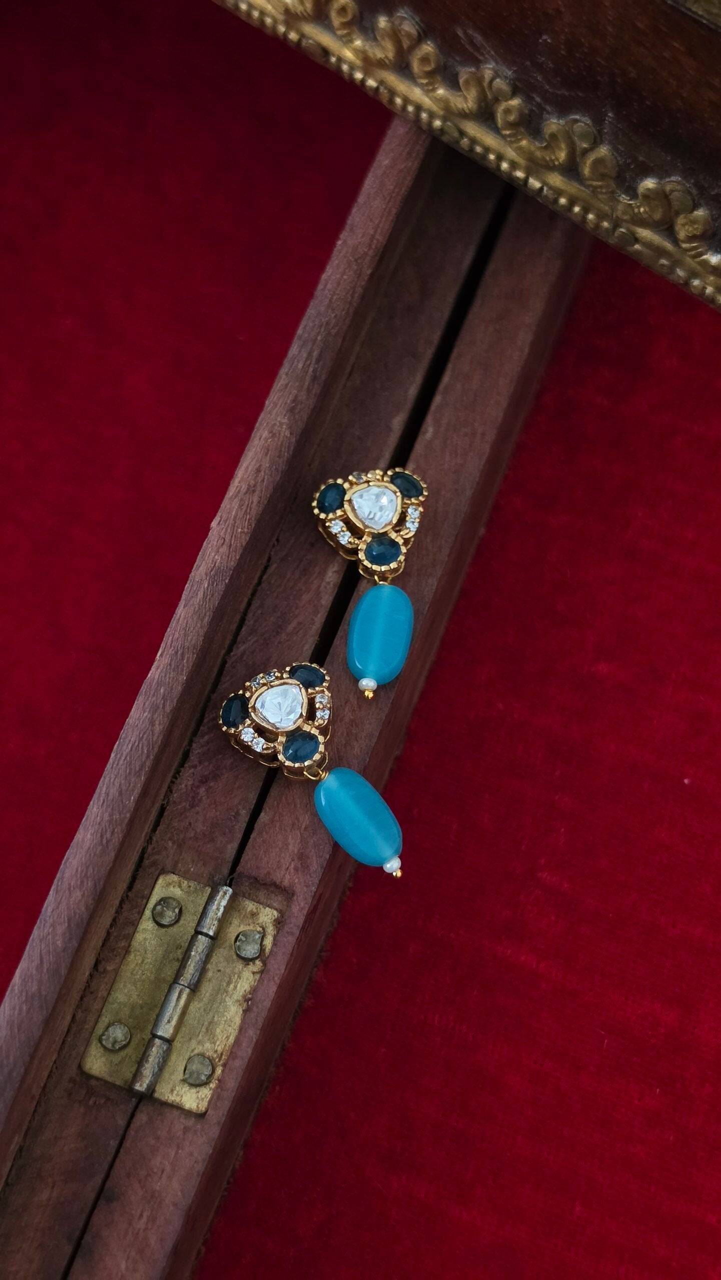 Ellie statement choker and bracelete