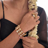 Muskan cuff