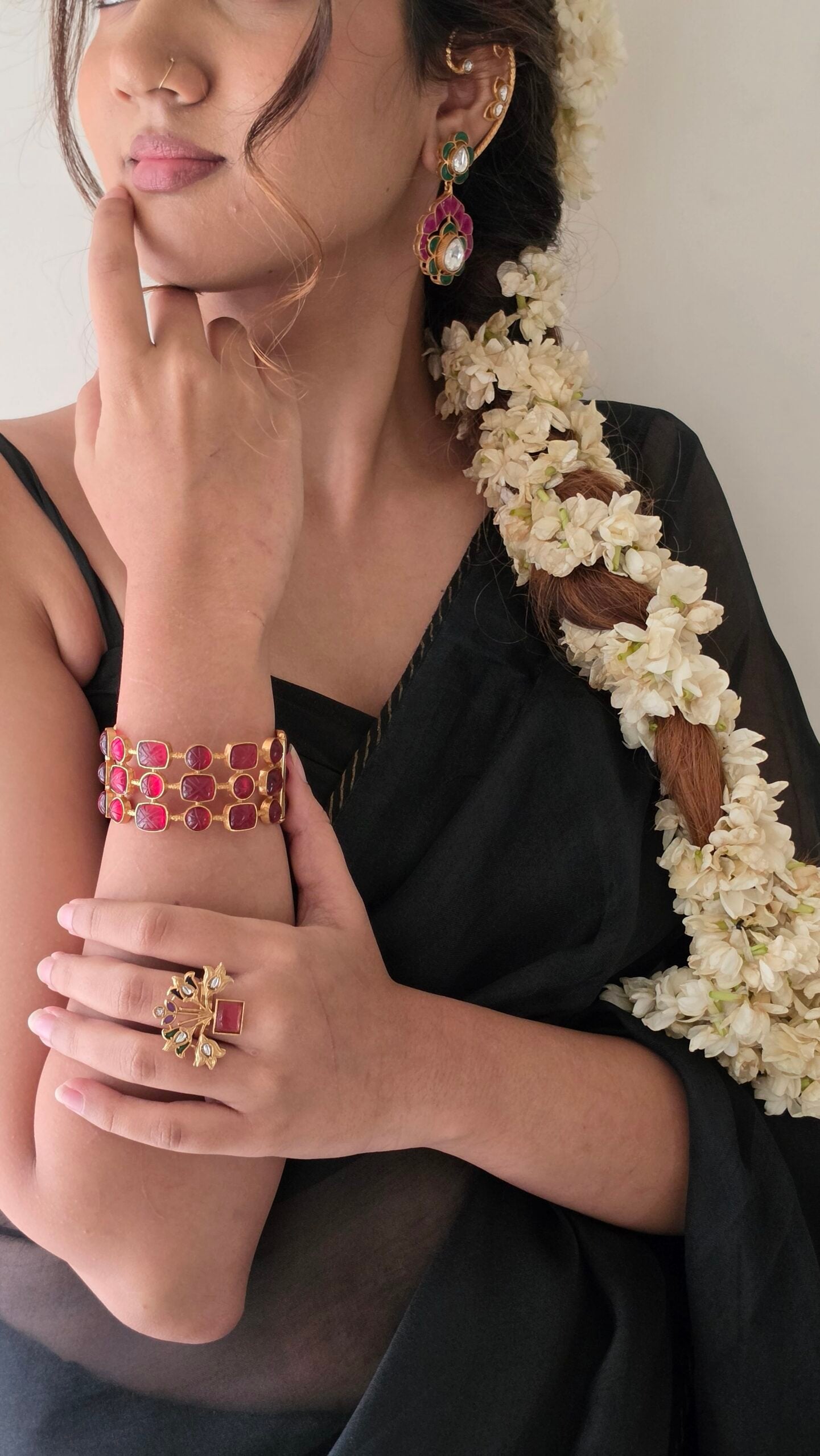 Muskan cuff