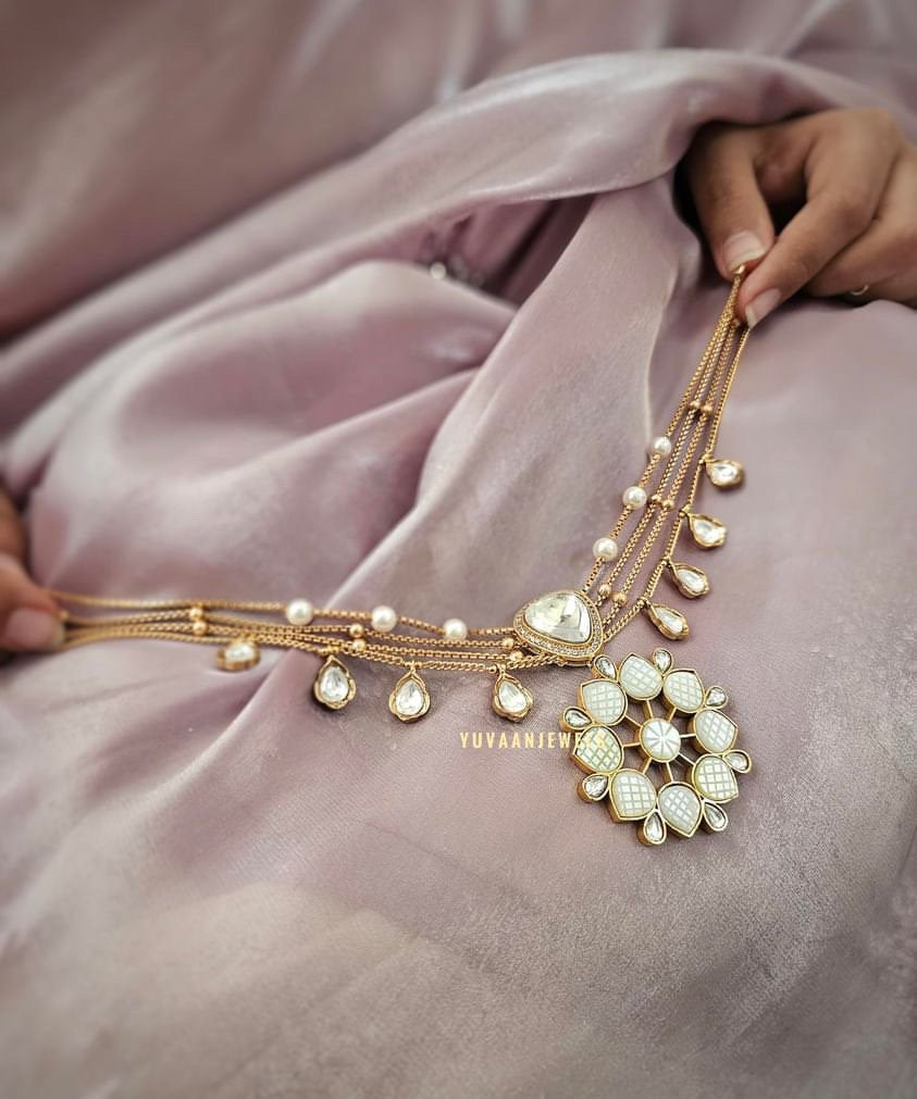 Akruti Polki & stone Necklace