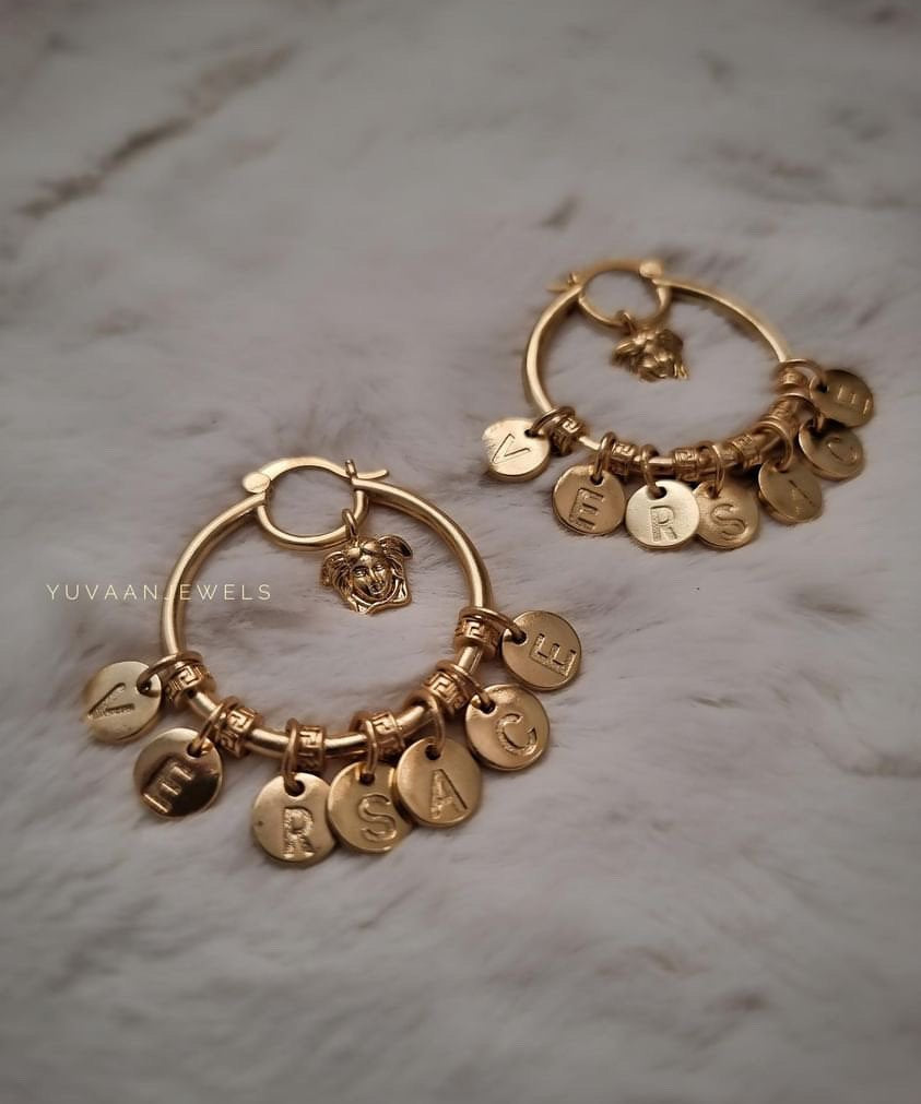 Beth gold Earrings