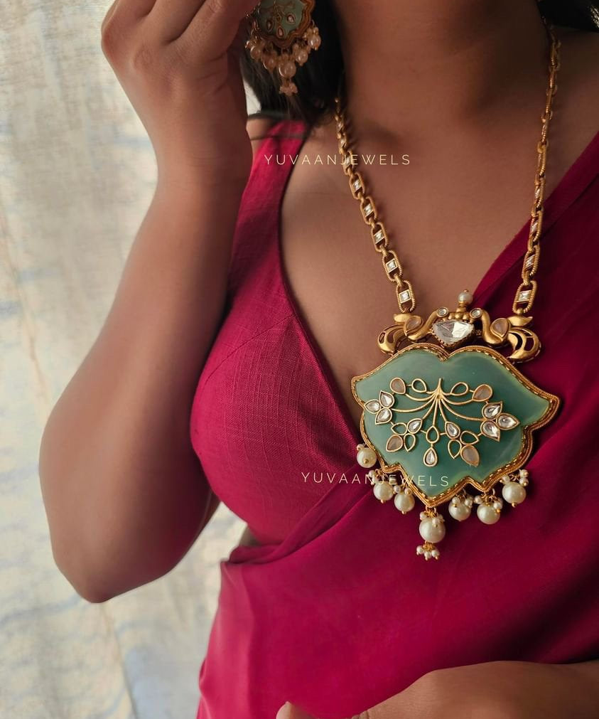 Amreeta Handcrafted Necklace