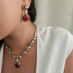 Nargis Quartz Necklace