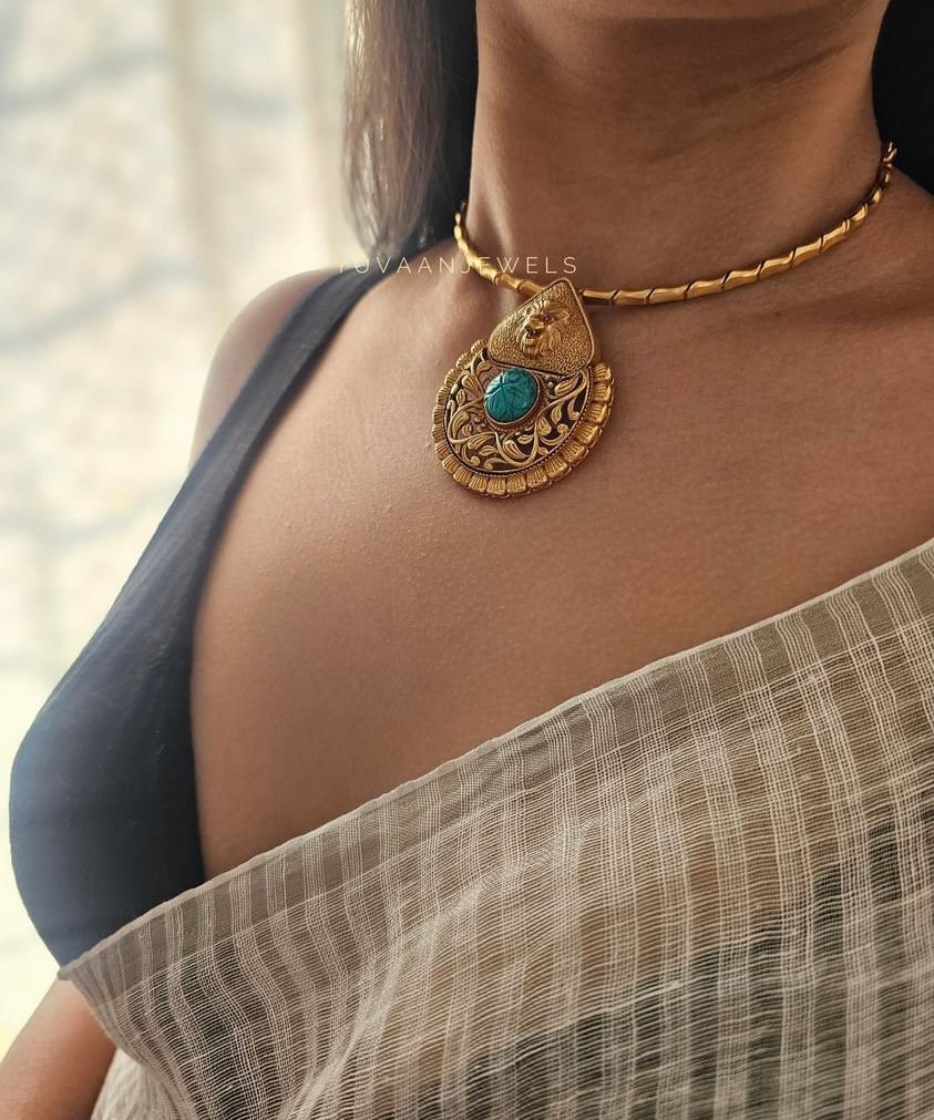 Nisaar Handcrafted Necklace