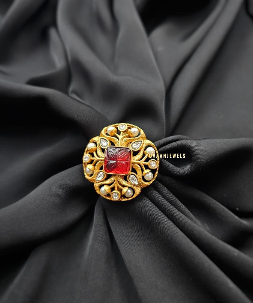 Advit handcrafted ring