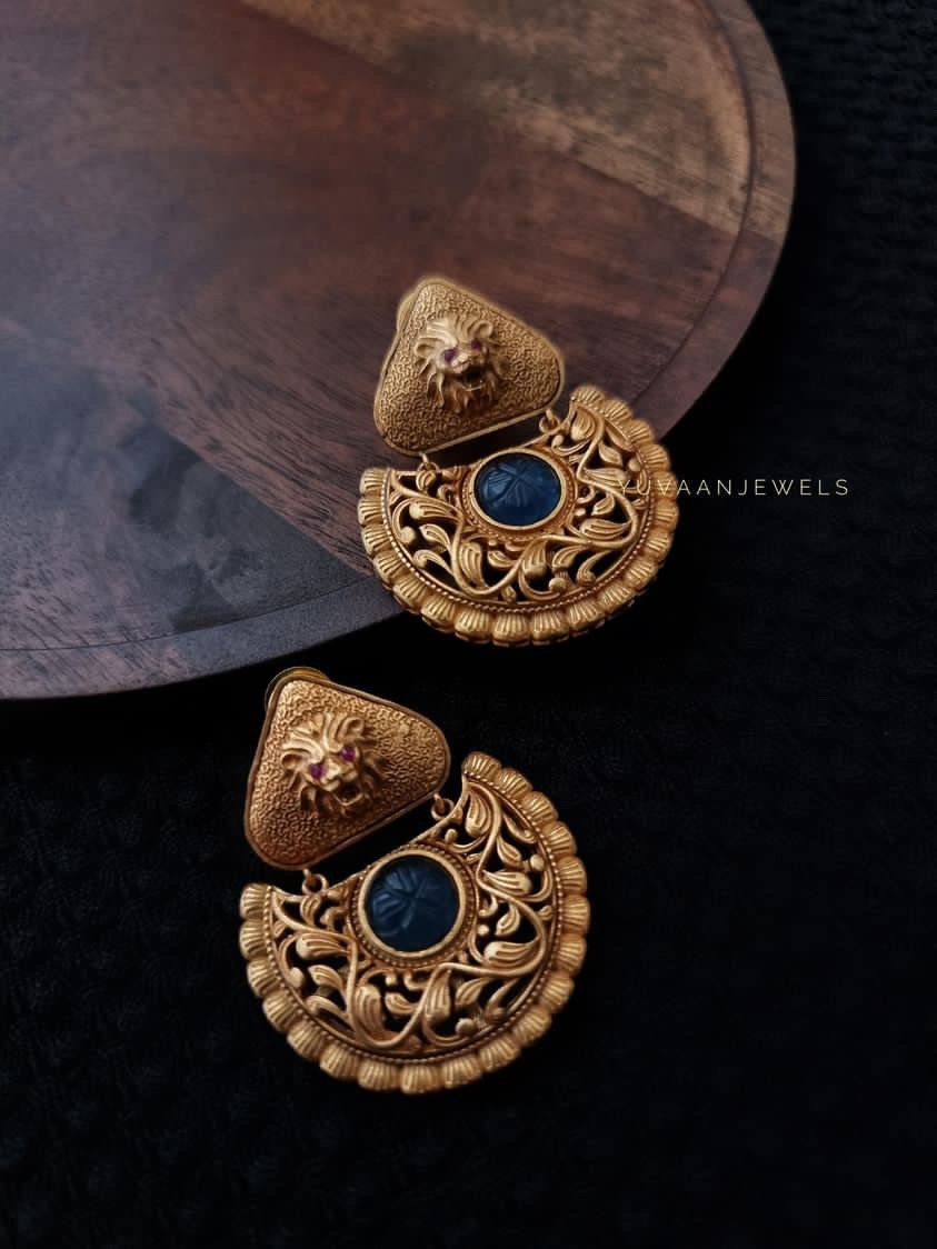 Nisaar Handcrafted Hasli
